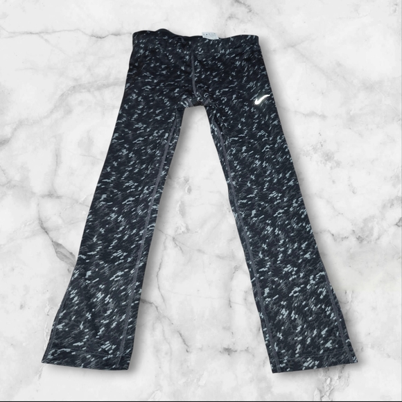 Nike Leggings - Picture 2 of 5